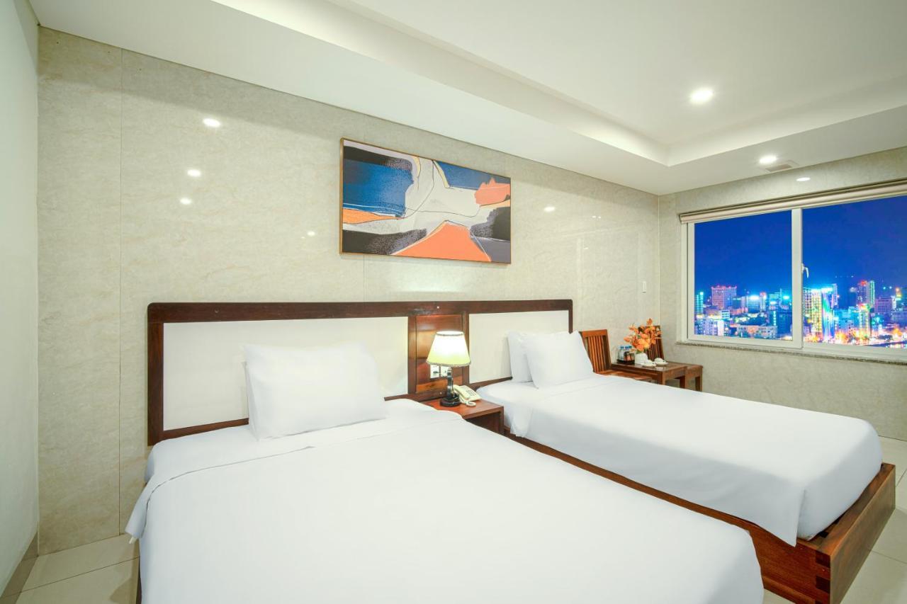 Emerald Boutique Hotel Danang Esterno foto